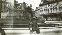 Alena Jandová with her mother on Old Town Square in Prague, 1950s