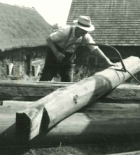 Jiří Hübner at work