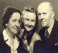 Family photo with mother and father in Semily, about 1948