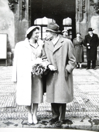 Wedding photograph of Miloň and Daniela Pohořelí, Prague - Týn Cathedral, 1958